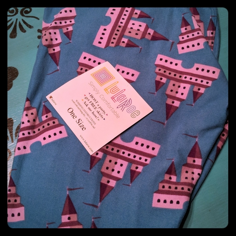 Lularoe Castle Leggings OS